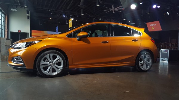 2017 Chevy Chevrolet Cruze Hatchback